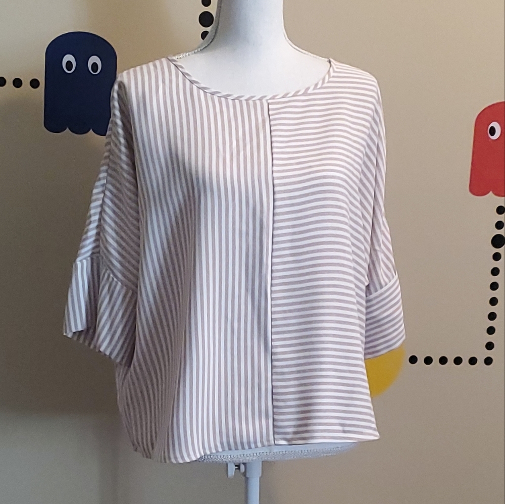 🌟 3 for $15 Deal! 🌟Express dusty pink and white striped blouse M